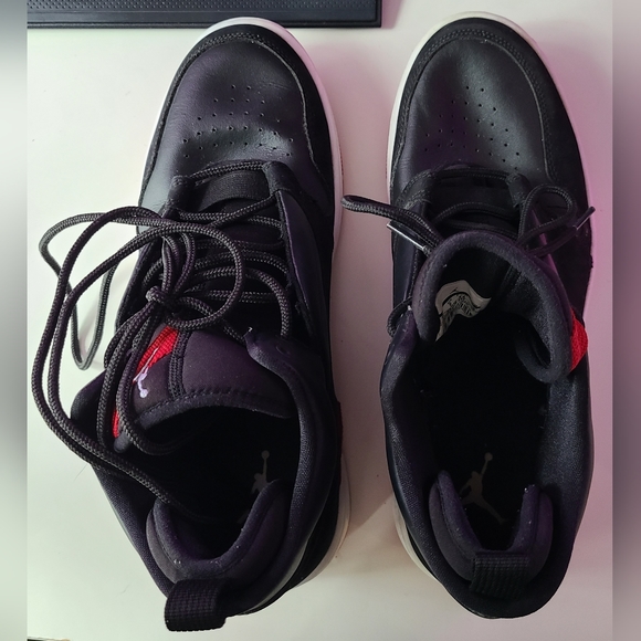 Jordan Fadeaway Bred AO1329-023 - Picture 4 of 6